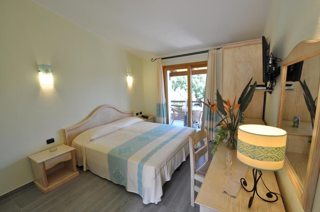 Su Giganti Hotel Villasimius Værelse billede